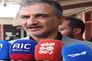 وزير الدولة محافظ عدن يعزي بوفاة أحمد بن طالب الخليفي