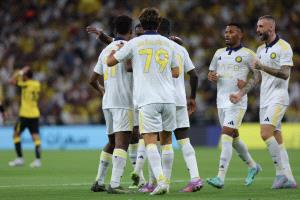 النصر ينهي الشوط الاول من لقاء القمة مع الإتحاد بالتقدم 2-0